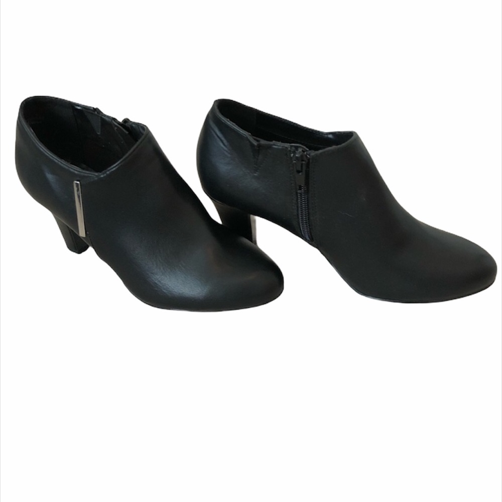 Easy Street Zandra Women's Dress Ankle Boots Sz 7M